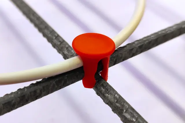 Cableflex 20 + Cable Clip 5 på armering