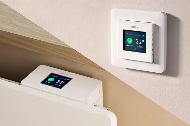 Wallflex 500 och EB-Therm 500 i miljö, delad bild för att visa på vägg