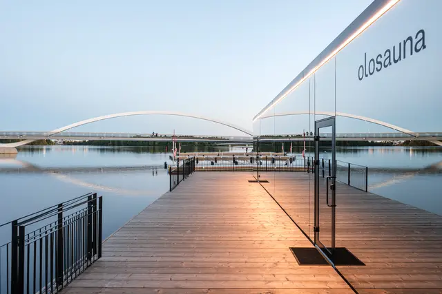 Olosauno mirror water reflection